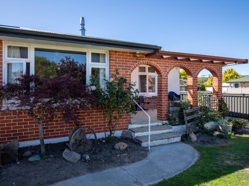 4 Plunket Street, Omakau