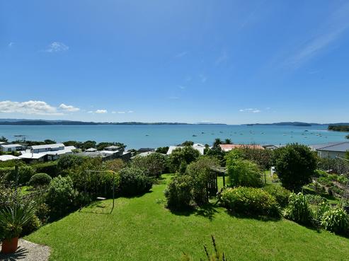 6 Deerness Crescent, Algies Bay