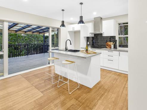15 Kingsway Crescent, Forest Lake
