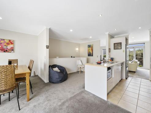 42/305 Evans Bay Parade, Hataitai