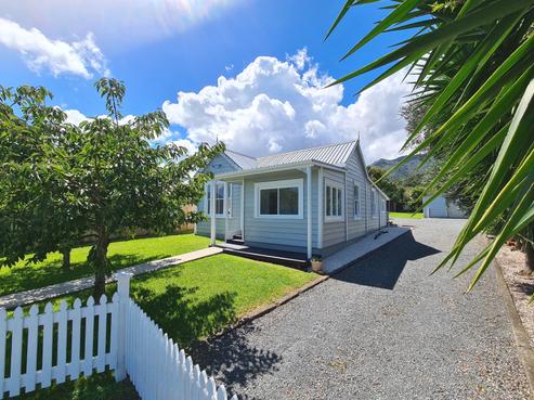 2076 Rings Road, Coromandel