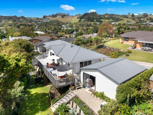 11 Gavinike Place, Waimauku