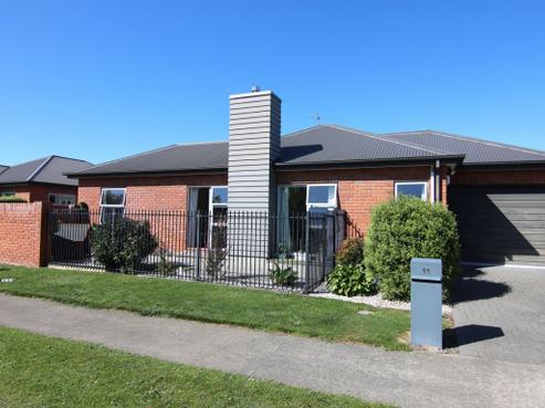 11 Redfern Street, Northwood