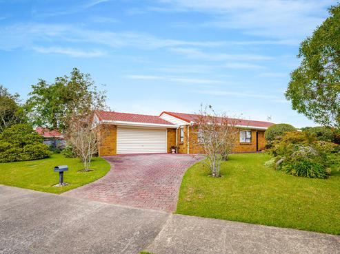 8 Chablis Place, Henderson