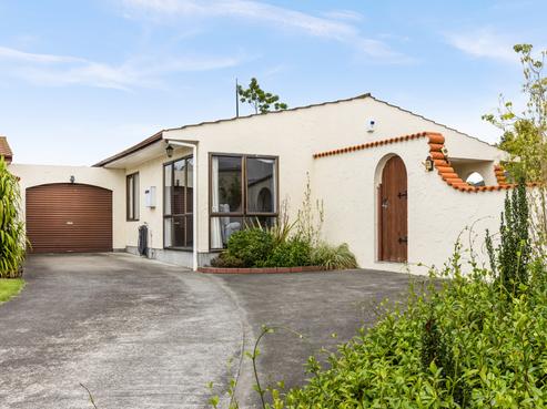 8B Banff Place, Tamatea