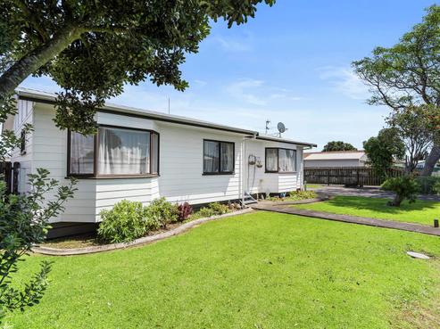 86 Maplesden Drive, Clendon Park