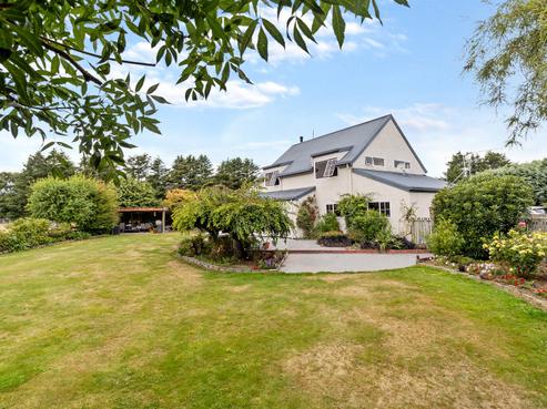 89 Falvey Road, Levels