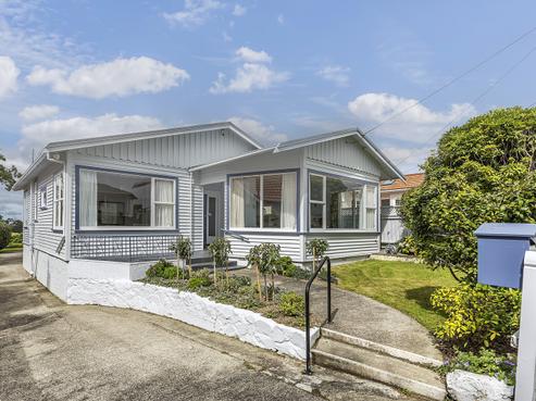 127 Messines Road, Karori
