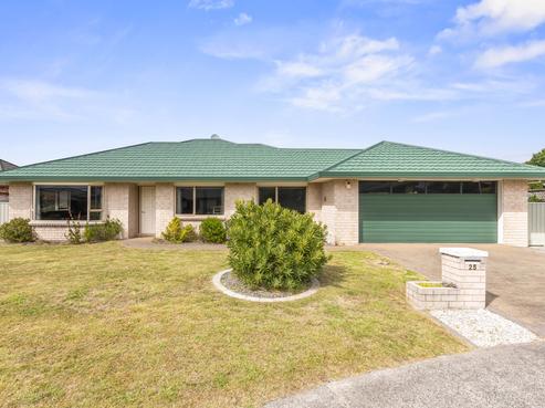 25 Crown Hill, Paraparaumu