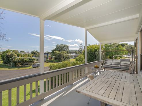 37 Oyster Drive, Cooks Beach