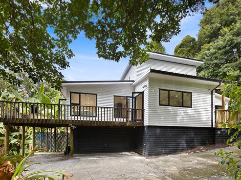 18 Paturoa Road, Titirangi