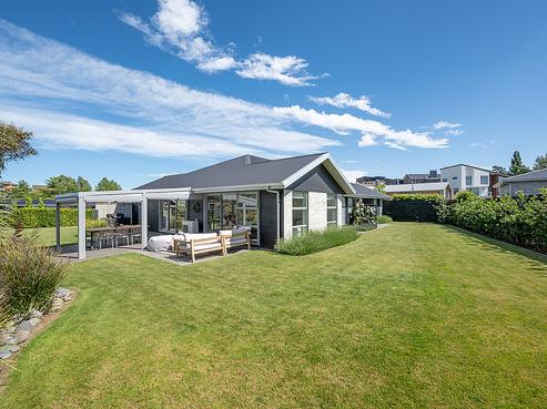 5 Avignon Place, Fairhall