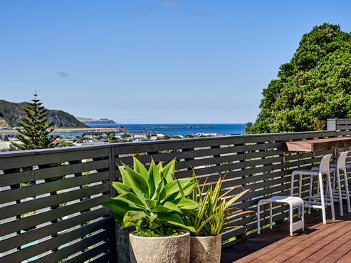 1 Regal Gardens, Melrose