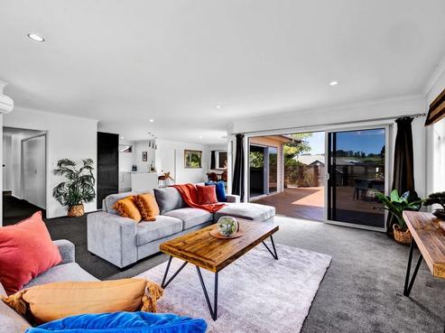 15C Anderson Way, Highlands Park