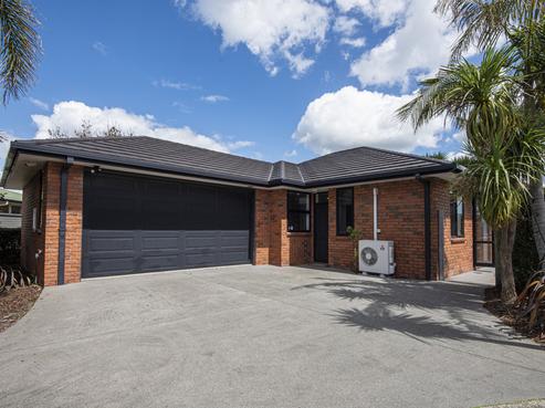 2 Hinau Street, Tikipunga