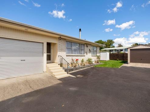 4A Bata Place, Westbrook