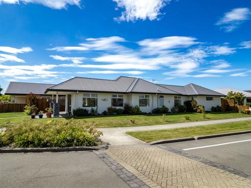95 Pegasus Boulevard, Pegasus