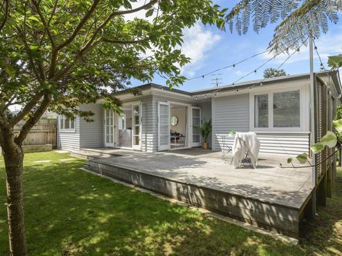 3 Kingswood Road, Brookfield