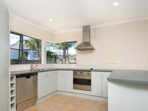 6 Northridge Terrace, Massey
