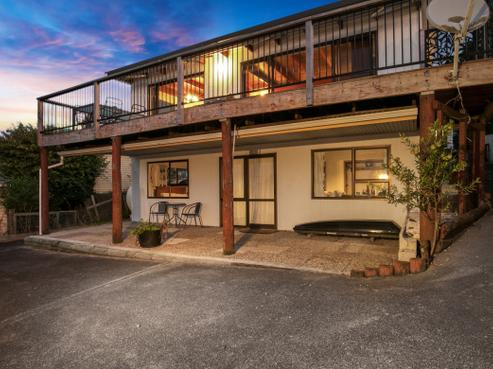 10 Holiday Road, Stanmore Bay