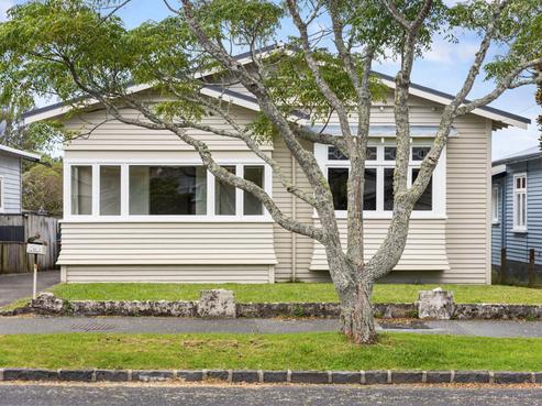 25 Riro Street, Point Chevalier