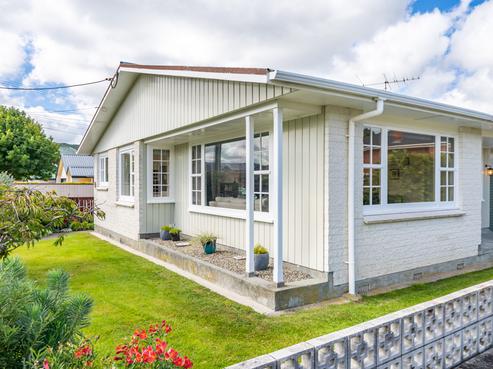 84 Pretoria Street, Central Hutt