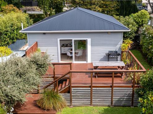 215 Waimea Terrace, Beckenham