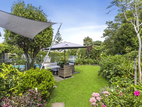 8 Maygrove Drive, Orewa