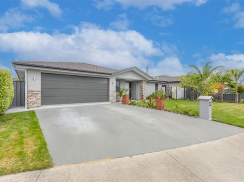 12 Waitaki Way, Poraiti