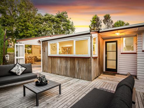 57 Rimutaka Place, Titirangi