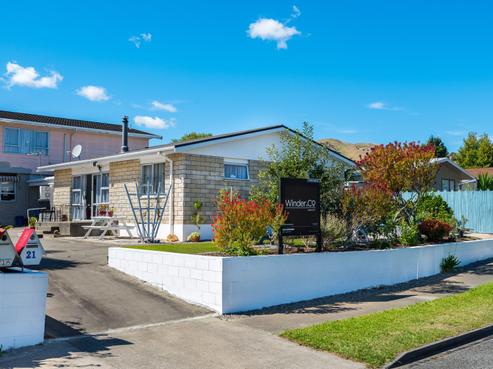 21 Mountain View Road, Witherlea