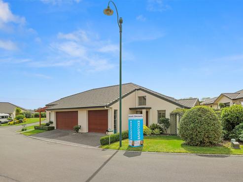 19 Lakeridge Close, Rangatira Park