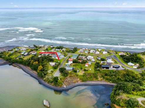 6 Tokopapa Street, Mokau