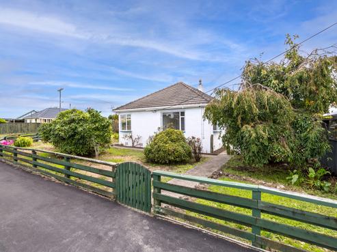 2 William Kemp Place, Solway