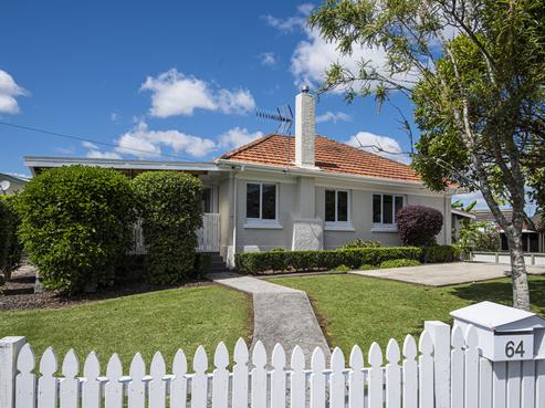 64 Clark Road, Kamo
