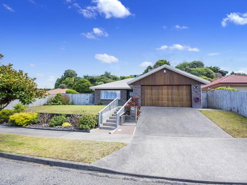 10 Leanne Way, Waikanae Beach