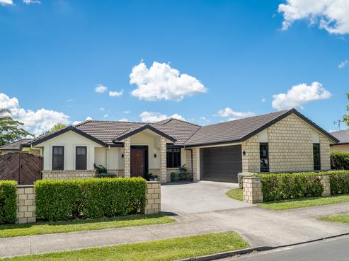 16 Moonlight Drive, Rototuna North