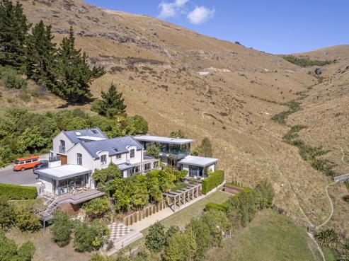 94 Sumnervale Drive, Sumner