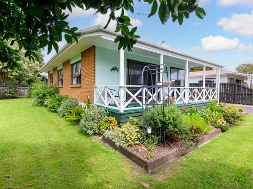 2A Fair Oaks, Pukekohe