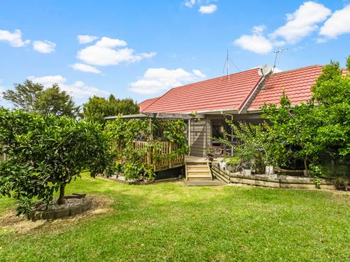 2/88 Gosford Drive, Botany Downs