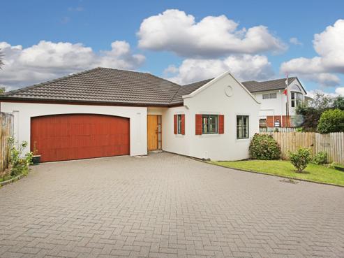 2/7 Ribbonwood Crescent, Goodwood Heights