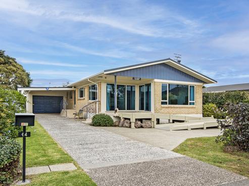 14 Kowhai Park Road, Maunu