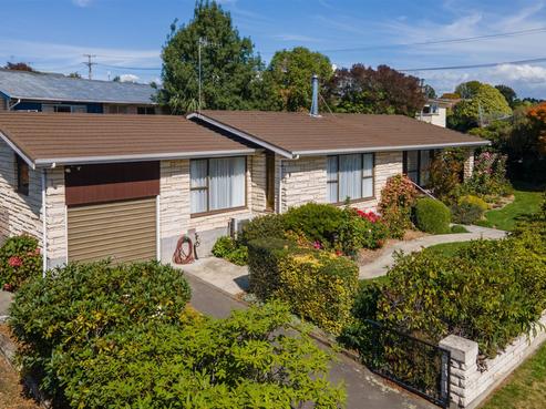 35 Mountain View Road, Glenwood