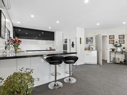 11 Ruapehu Drive, Fitzherbert