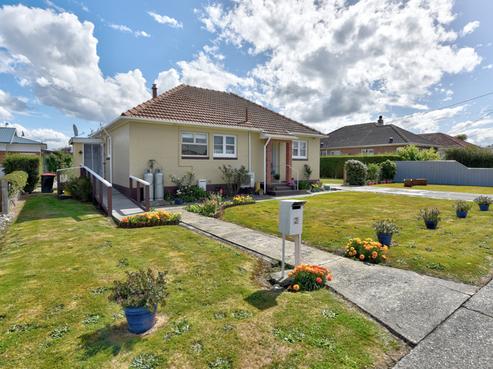 2 Churchill Avenue, Gore