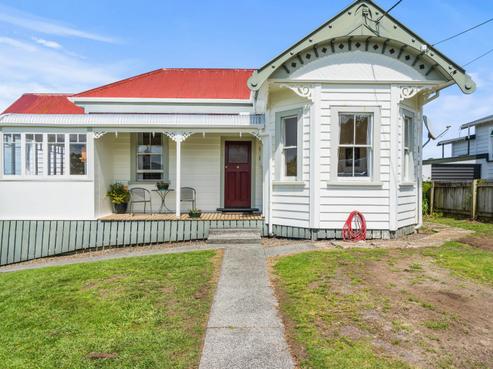 1 View Road, Hikurangi