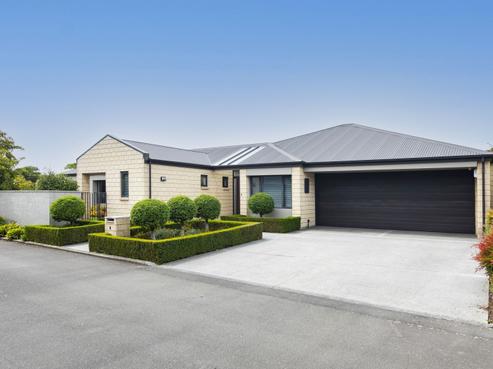 8 Applecross Lane, Harewood
