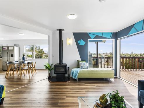 6 Gibbia Way, Beachlands