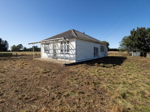 22 Taverners Road, Fairton