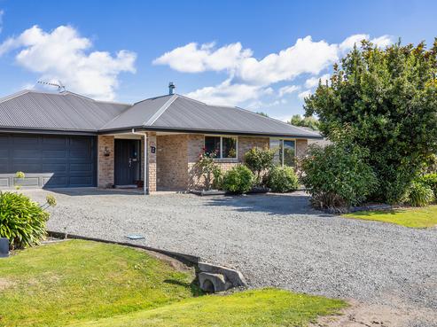 13 Pembertons Road, Sefton
